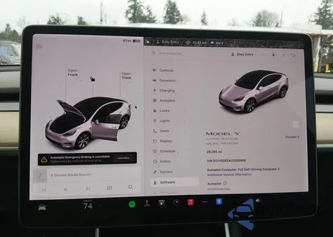 2020 Tesla Model Y Long Range Dual Motor All-Wheel Drive z USA, uszkodzony, nr VIN 5YJYGDEE4LF055566
